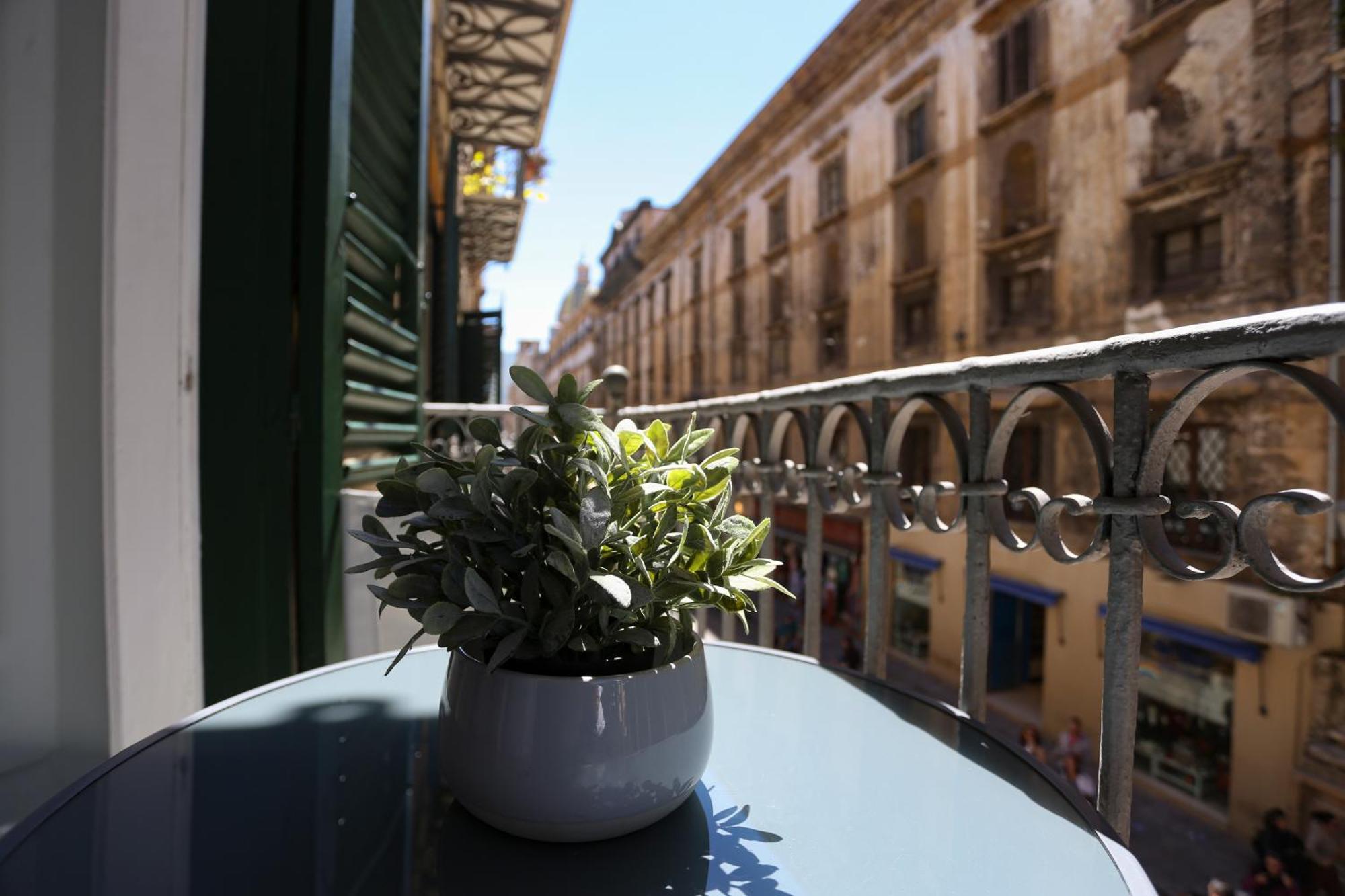 Maqueda View Apartamento Palermo Exterior foto